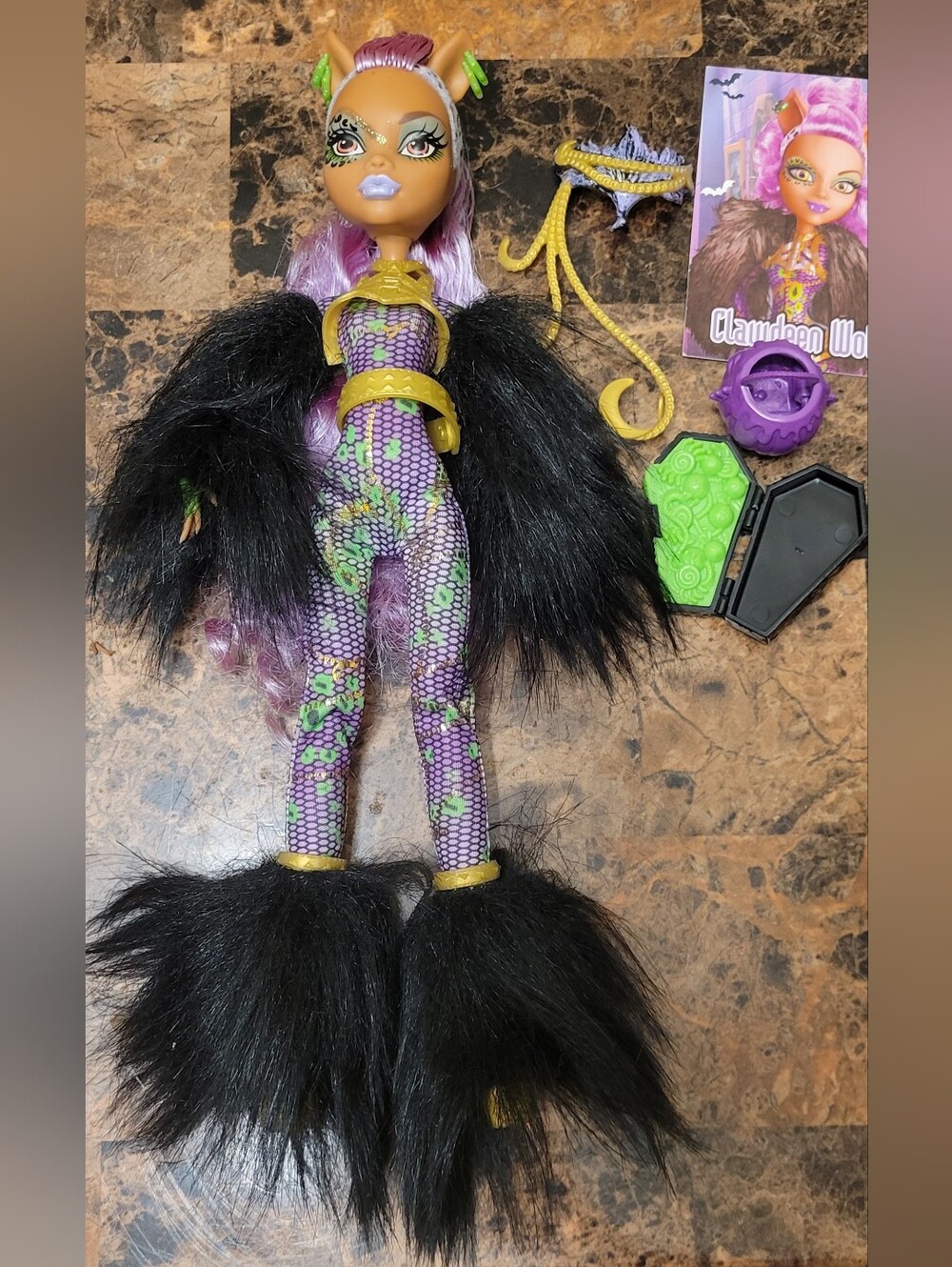 G1 Monster High Ghouls Rule Clawdeen Wolf Only Displayed EUC